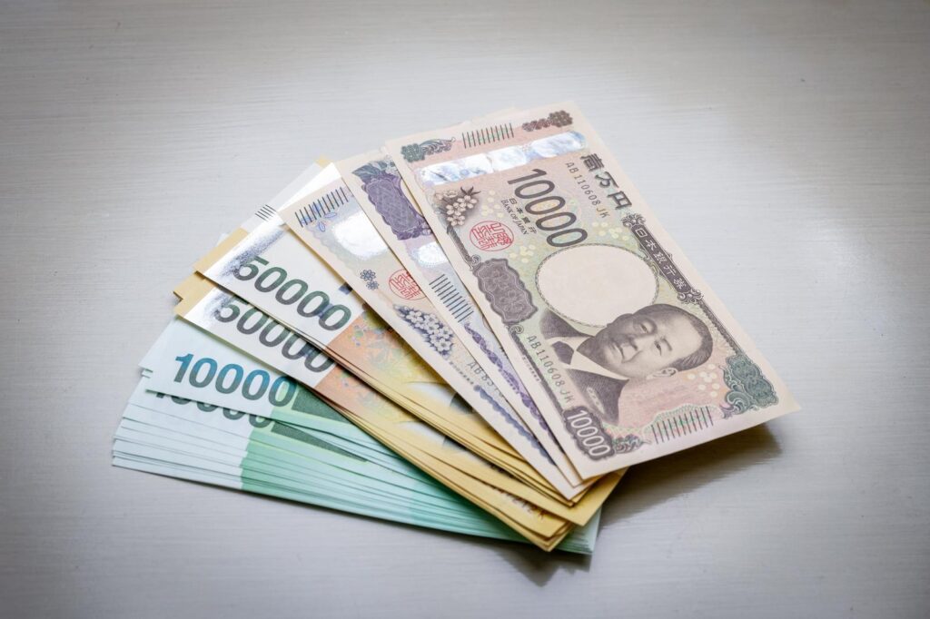 修理料金と追加費用を比較する